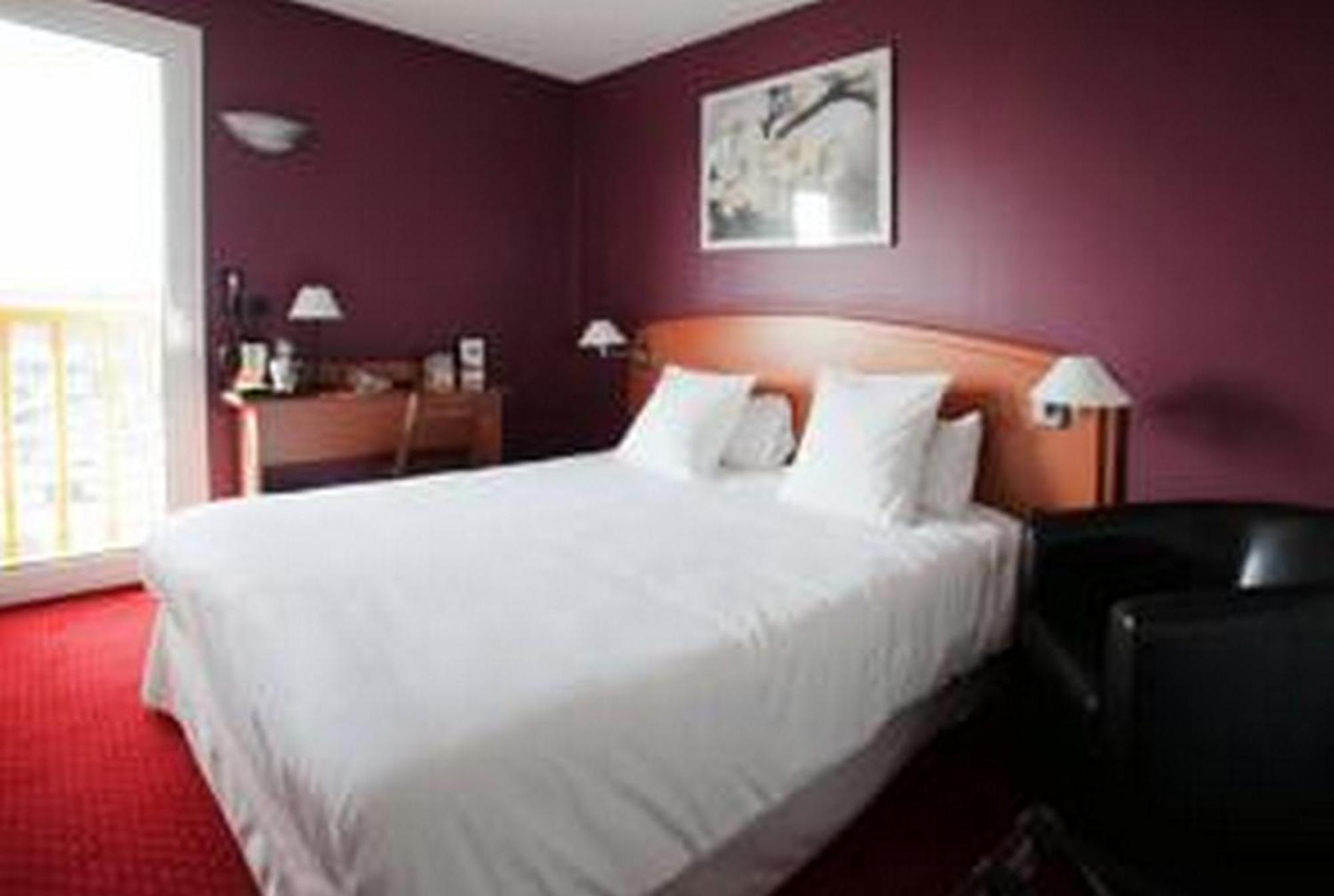 Sky Hotel Goussainville Charles De Gaulle Room photo