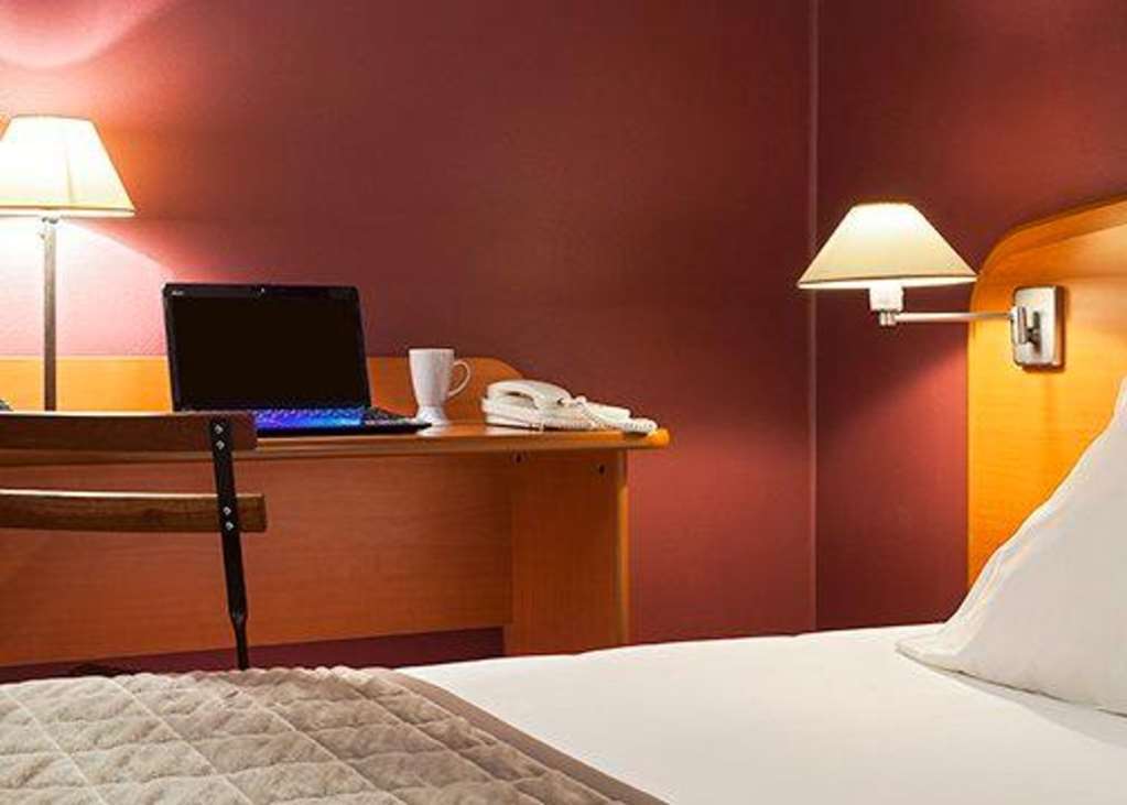 Sky Hotel Goussainville Charles De Gaulle Room photo