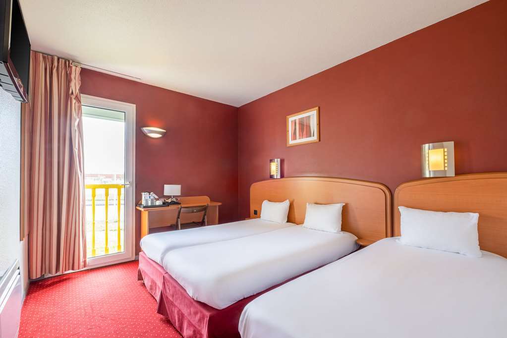 Sky Hotel Goussainville Charles De Gaulle Room photo